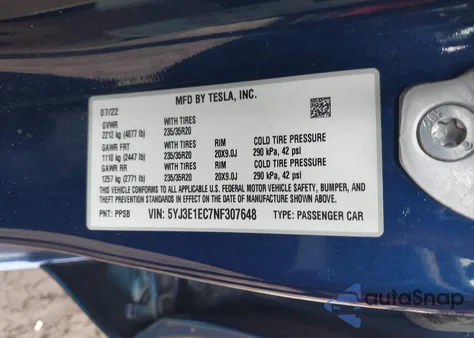 2022 Tesla Model 3 Performance Dual Motor All-Wheel Drive z USA, uszkodzony, nr VIN 5YJ3E1EC7NF307648